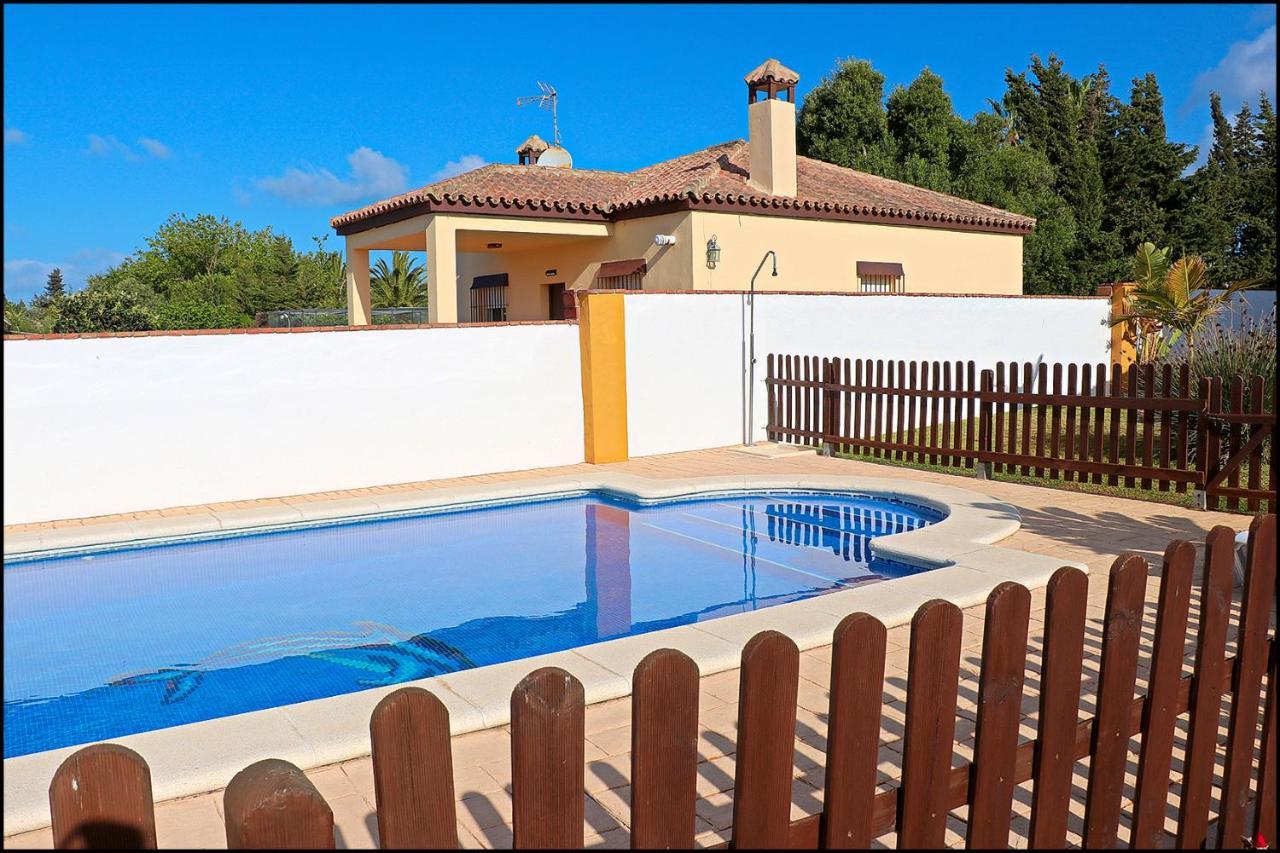 Chalet Con Piscina Privada Кониль-де-ла-Фронтера Экстерьер фото